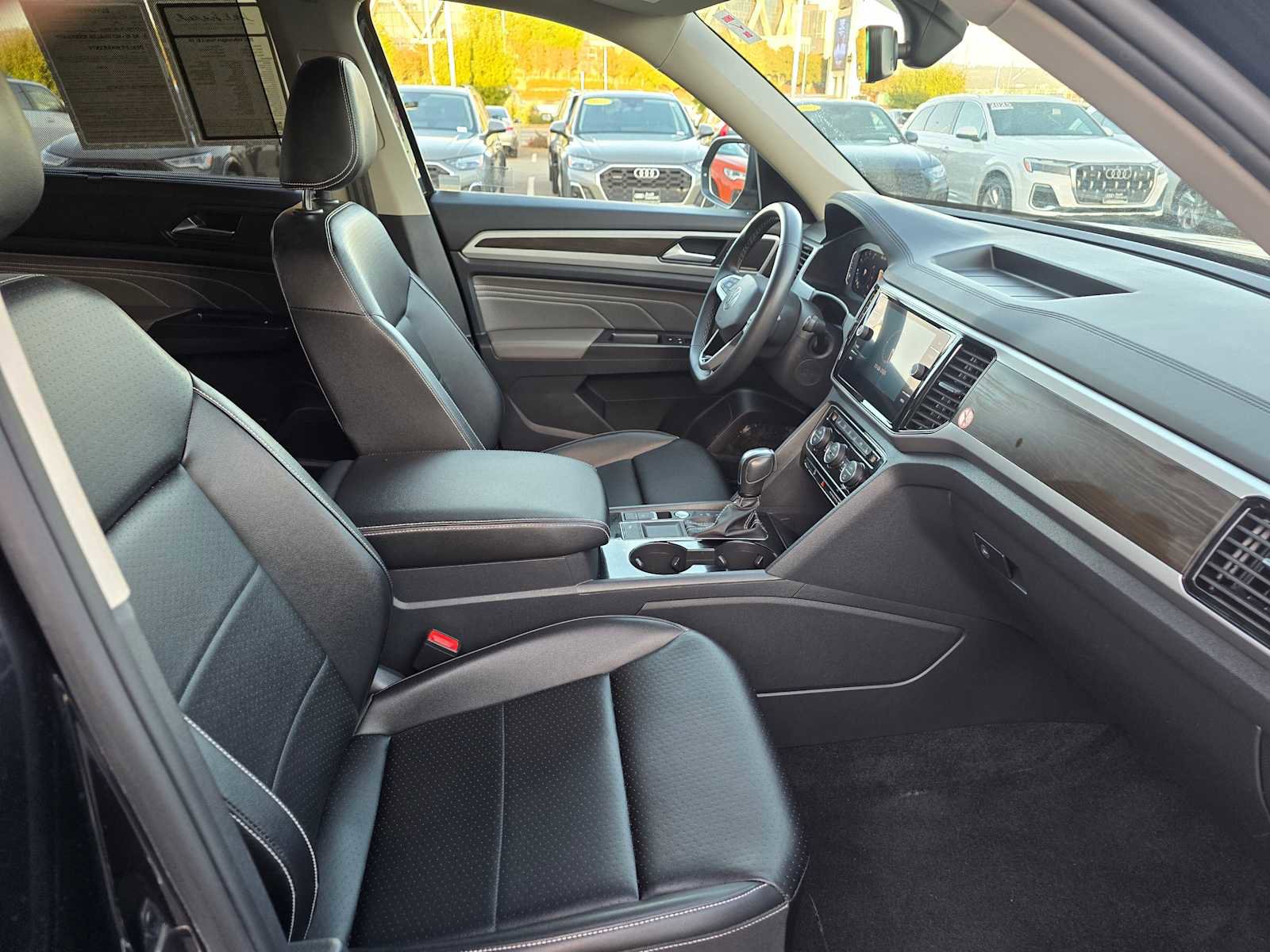 Used 2022 Volkswagen Atlas SE image 11