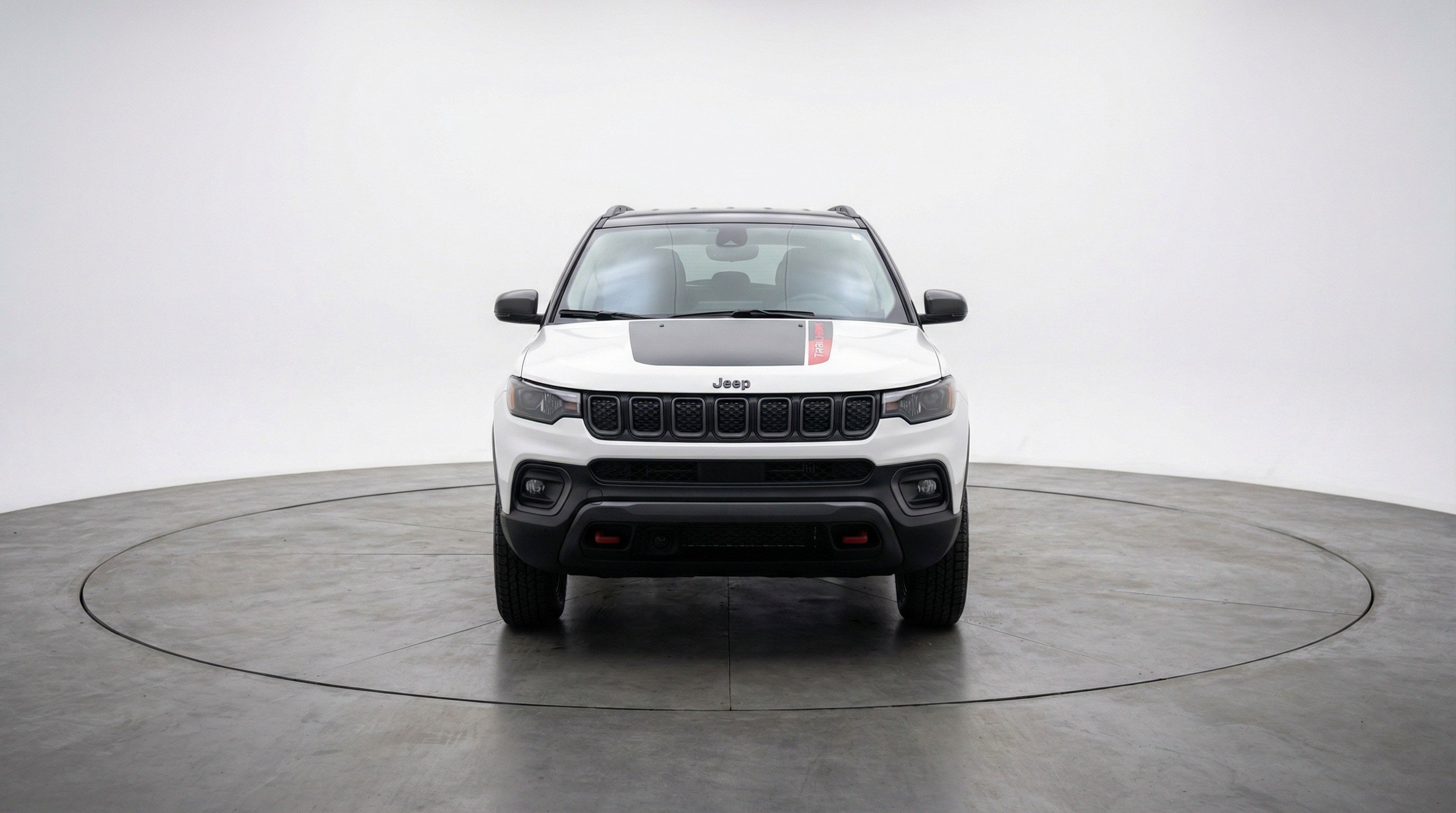 Used 2025 Jeep Compass Trailhawk AWD/4WD image 2