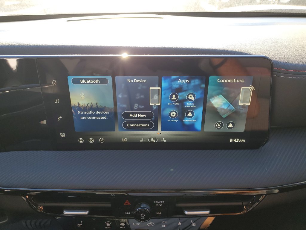 New 2027 Nissan Kicks SR w/ Cold Weather Package FWD image 29