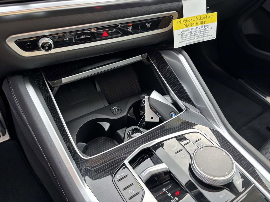 New 2026 BMW X6 xDrive40i w/ Climate Comfort Package image 23