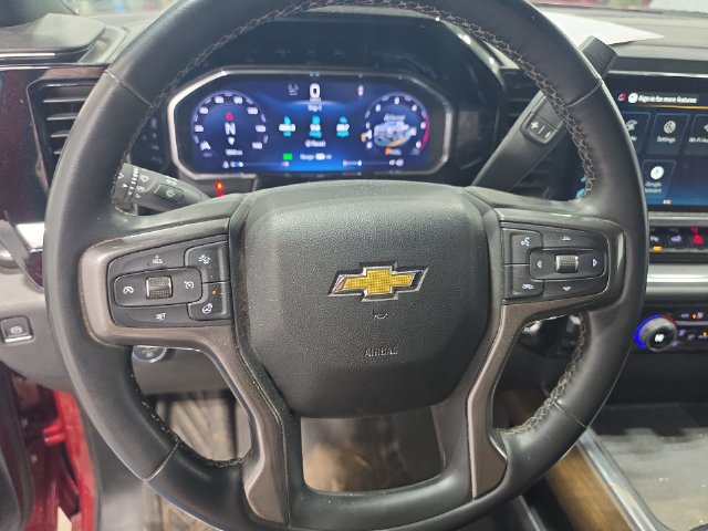 Used 2026 Chevrolet Silverado 3500 High Country w/ Technology Package AWD/4WD image 13