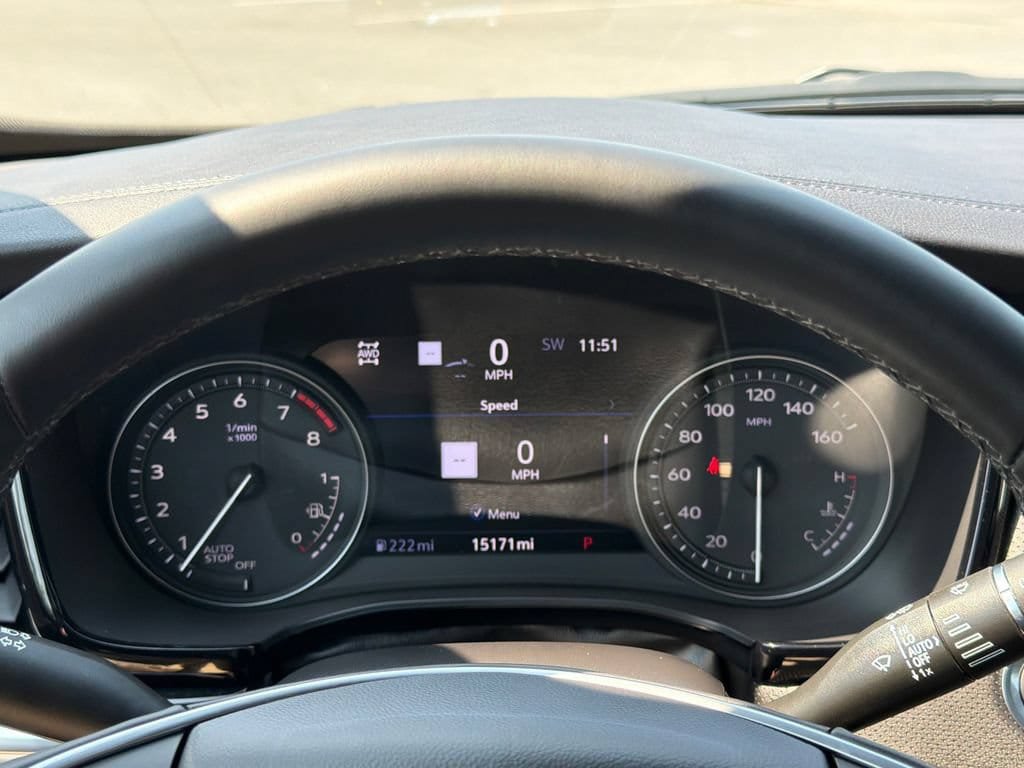 Certified 2025 Cadillac XT5 Premium Luxury w/ Technology Package AWD/4WD image 6