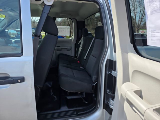 Used 2013 GMC Sierra 2500 W/T w/ Snow Plow Prep Package image 17