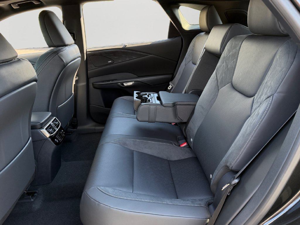 New 2026 Lexus RX 350 AWD image 8