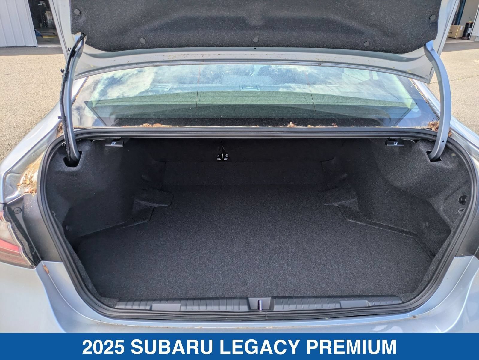 Certified 2025 Subaru Legacy Premium AWD/4WD image 32