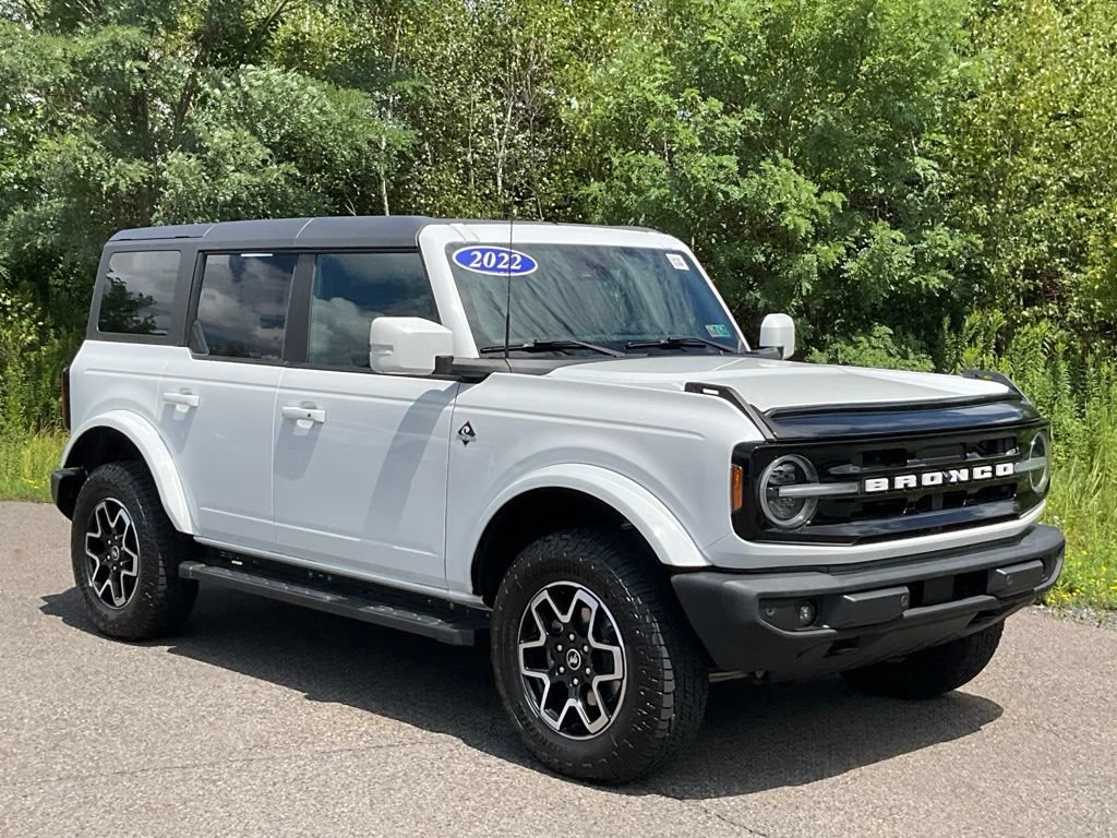 Used 2022 Ford Bronco Outer Banks AWD/4WD image 1