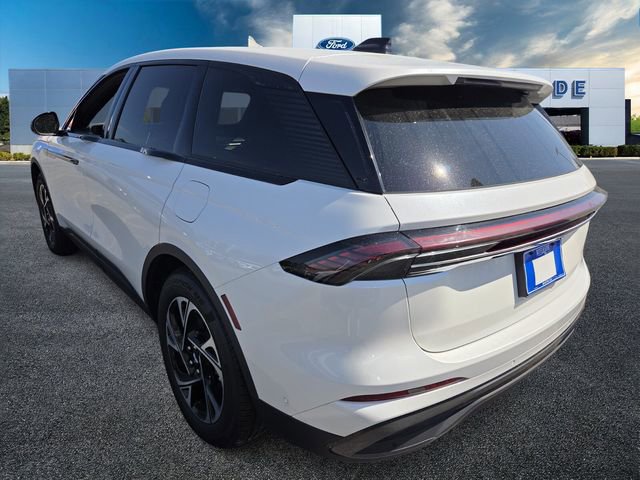 Used 2024 Lincoln Nautilus Premier w/ Equipment Group 102A image 5