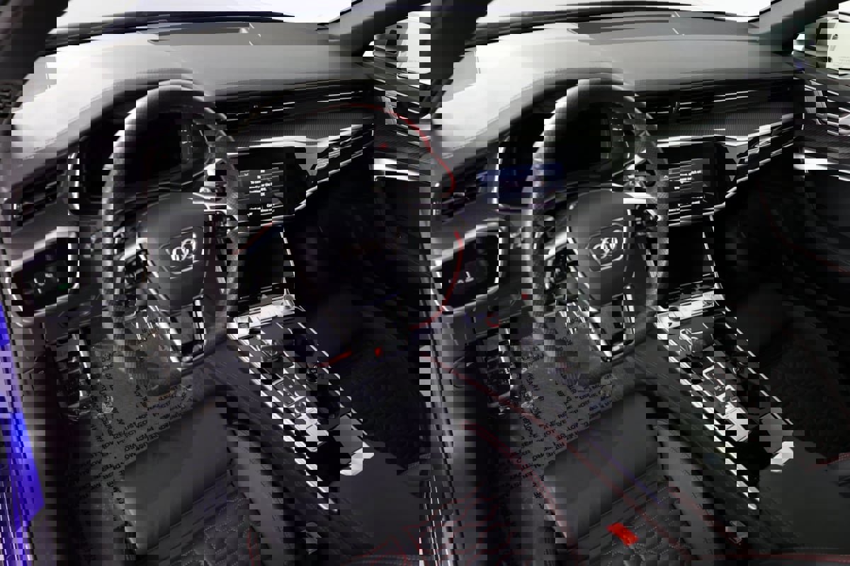 Used 2023 Audi RS 6 w/ Driver Assistance Package image 22