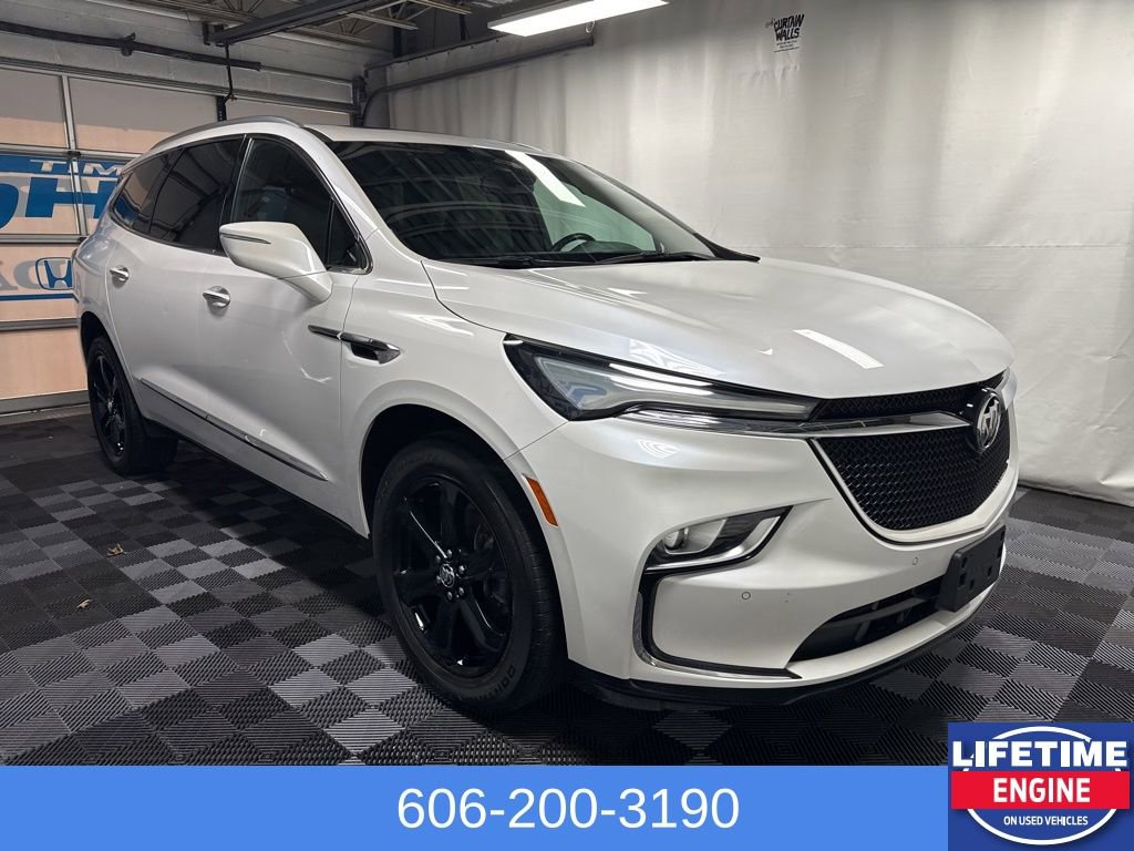 Used 2023 Buick Enclave Essence w/ Experience Buick Package image 3