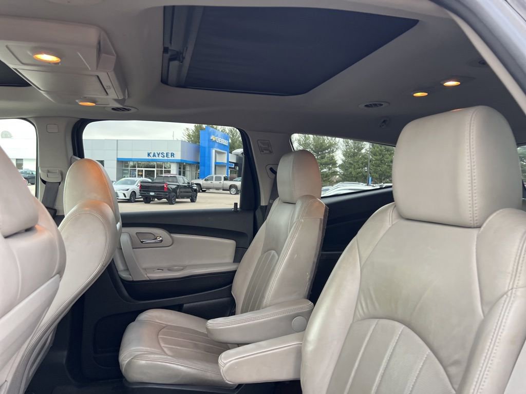 Used 2011 Chevrolet Traverse LTZ image 28