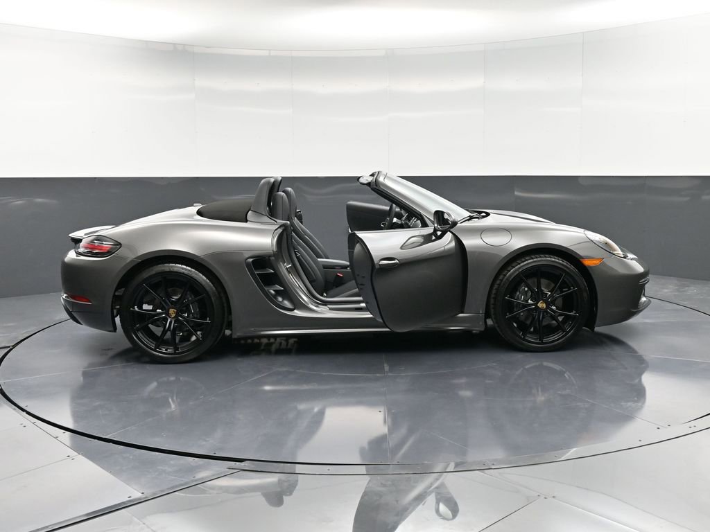 New 2025 Porsche 718 Boxster RWD image 35