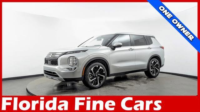 Used 2024 Mitsubishi Outlander SE Black Edition