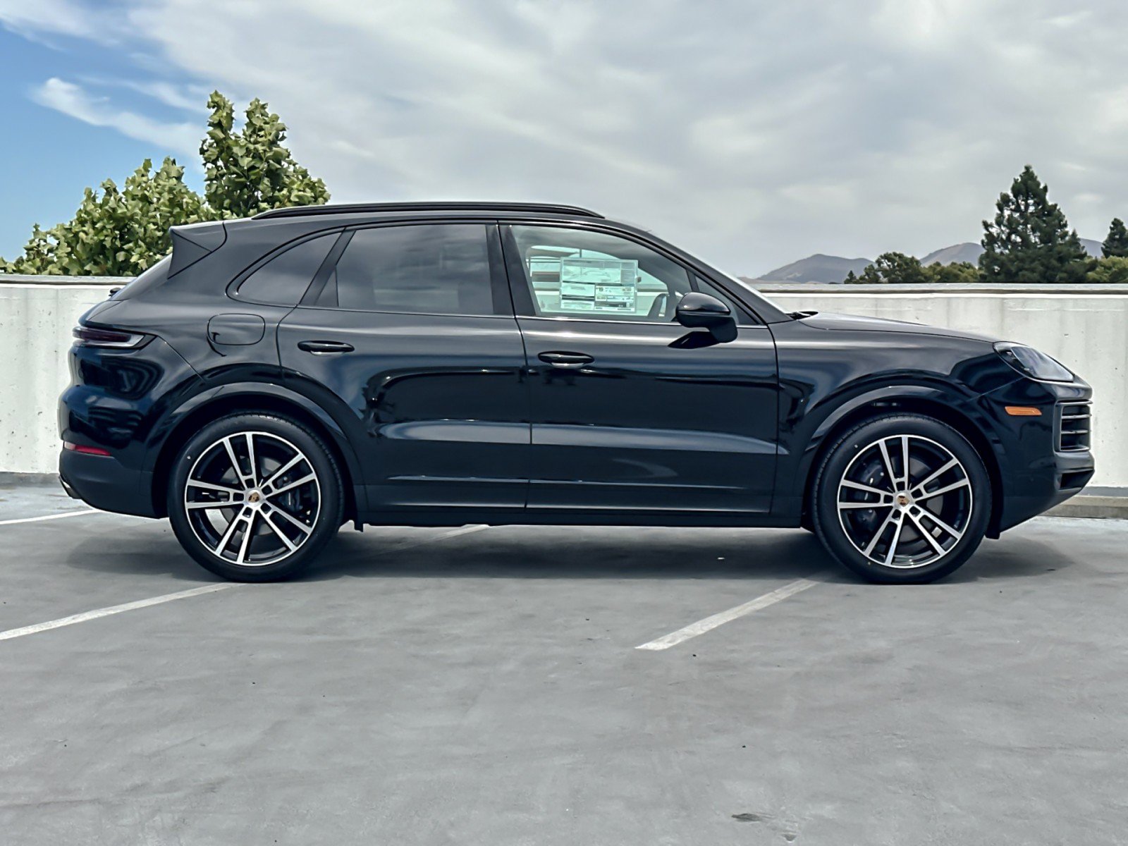 New 2026 Porsche Cayenne AWD/4WD image 9