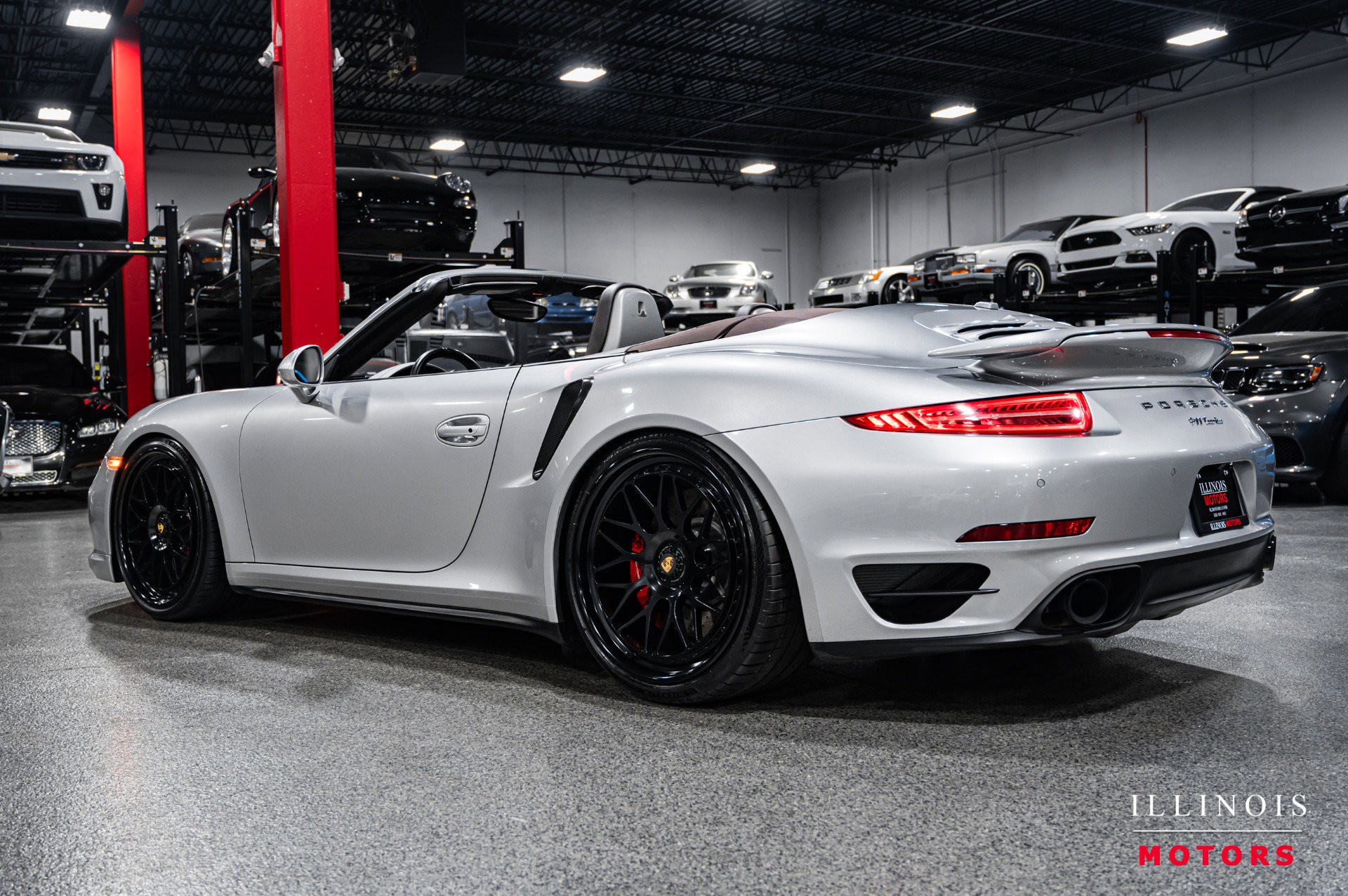 Used 2014 Porsche 911 Turbo image 3
