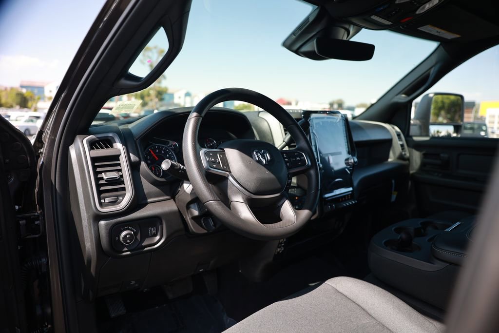 New 2026 RAM 2500 Tradesman AWD/4WD image 13