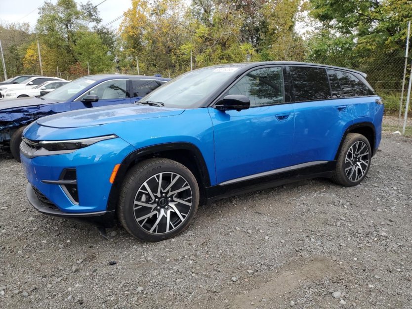 Used 2025 Jeep Wagoneer Limited image 3