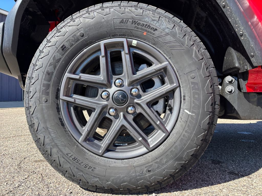 Used 2026 Jeep Wrangler Unlimited Sport w/ Dual Top Group AWD/4WD image 26