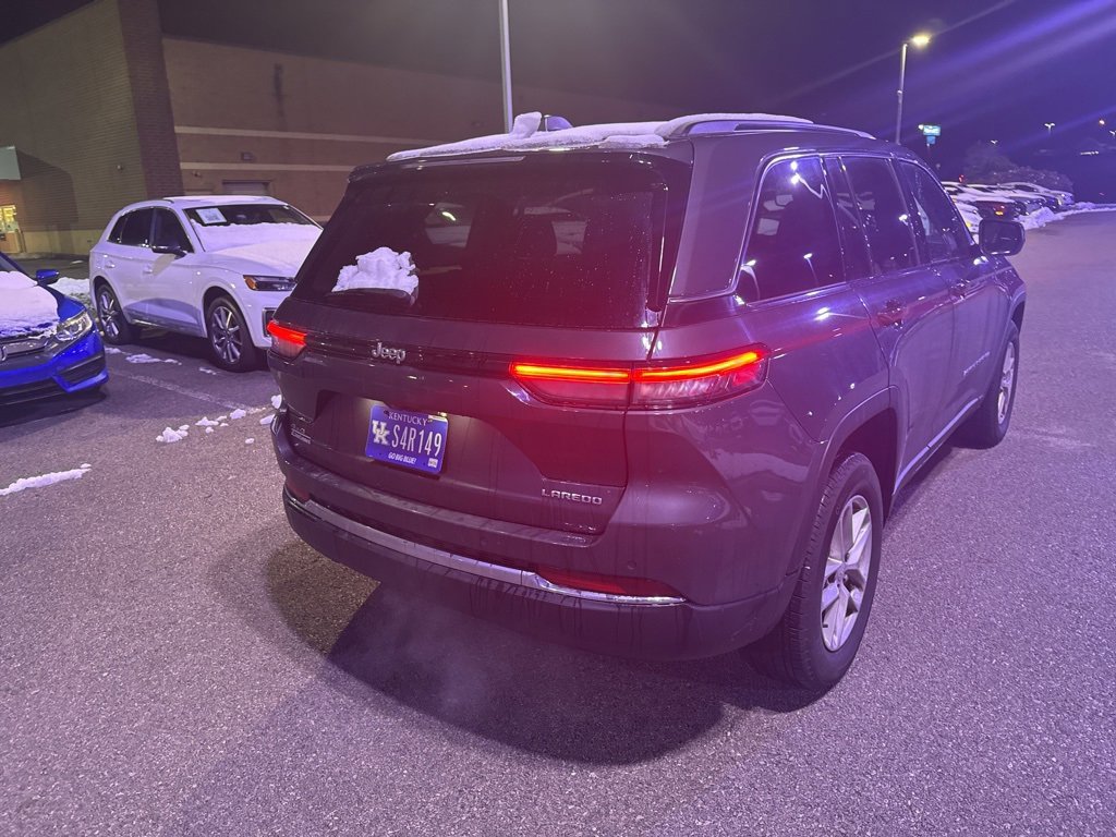 Used 2024 Jeep Grand Cherokee Laredo X image 5