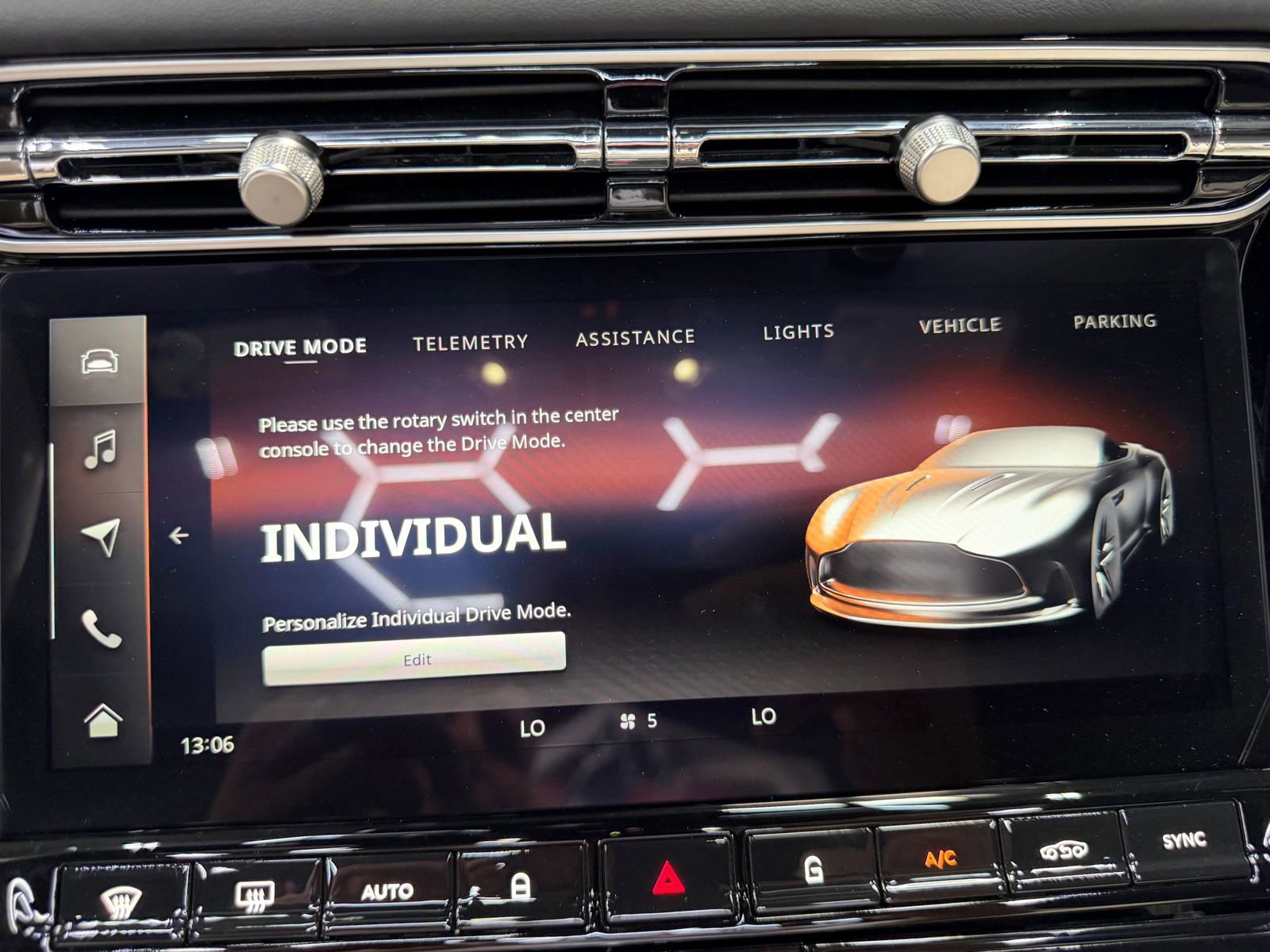 Used 2024 Aston Martin DB12 Convertible RWD image 76