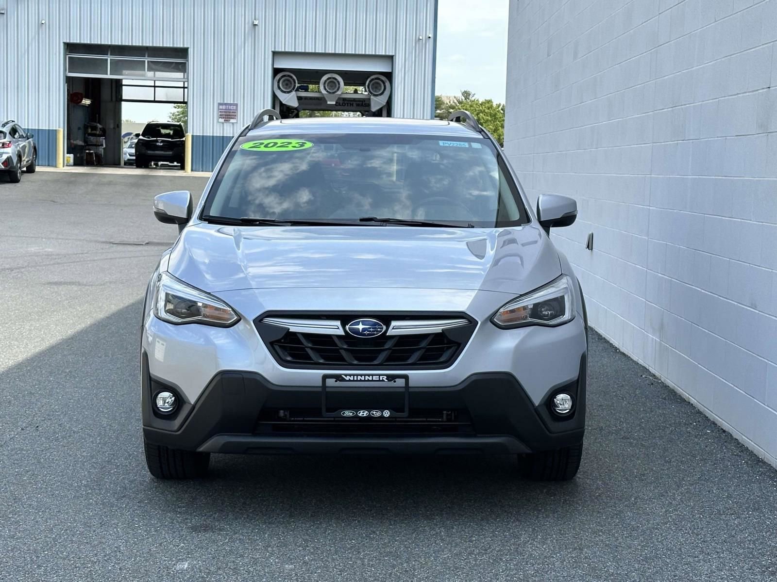 Used 2023 Subaru Crosstrek 2.5i Limited w/ Moonroof Package AWD/4WD image 9
