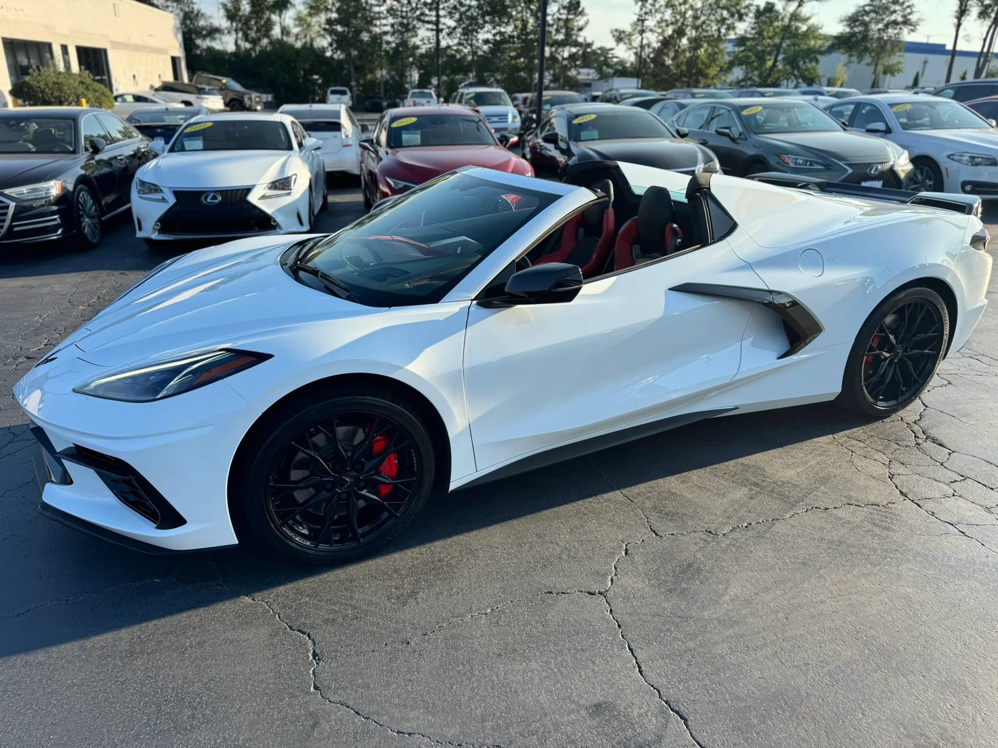 Used 2023 Chevrolet Corvette Stingray Premium Conv w/ Z51 Performance Package RWD image 2