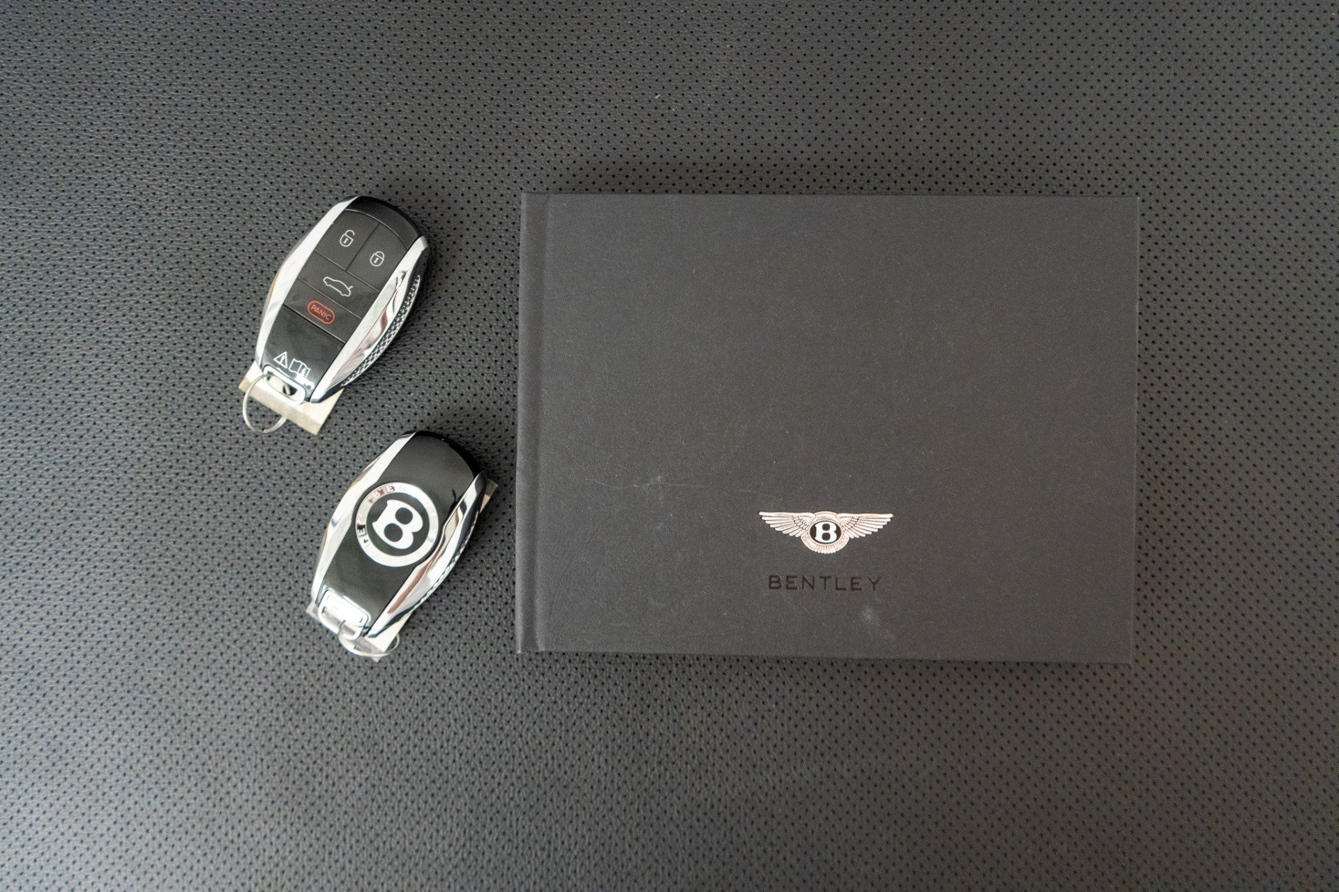 Used 2024 Bentley Flying Spur V8 AWD/4WD image 21