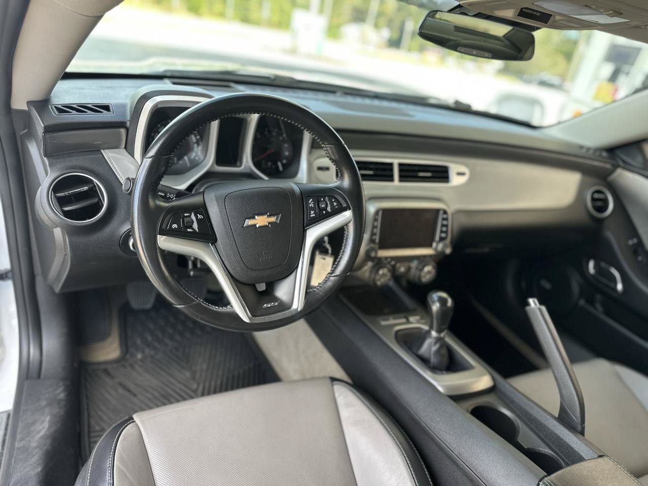 Used 2014 Chevrolet Camaro SS w/ RS Package RWD image 13
