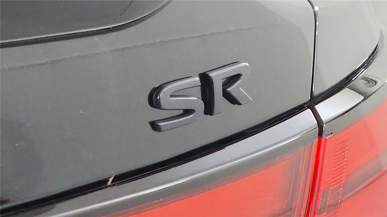 Used 2022 Nissan Sentra SR w/ Midnight Edition FWD image 17