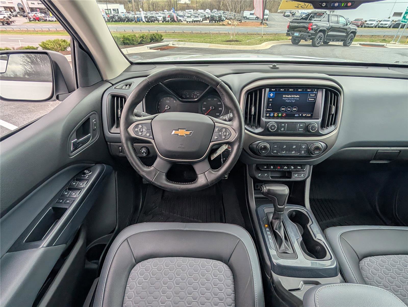 Used 2021 Chevrolet Colorado Z71 image 16