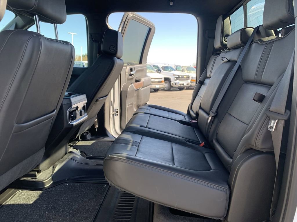 Certified 2022 Chevrolet Silverado 3500 High Country image 24