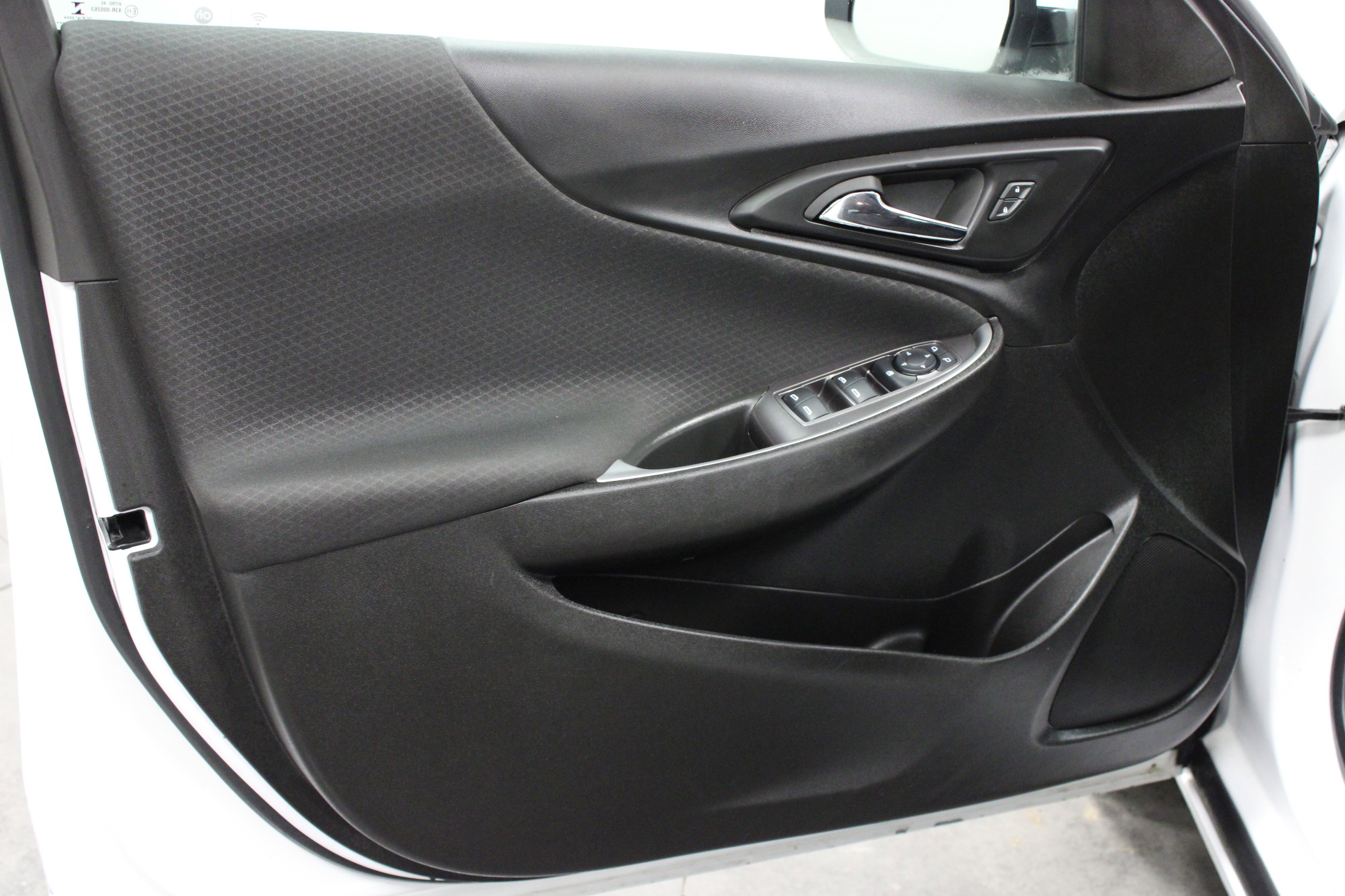 Used 2023 Chevrolet Malibu LT image 11