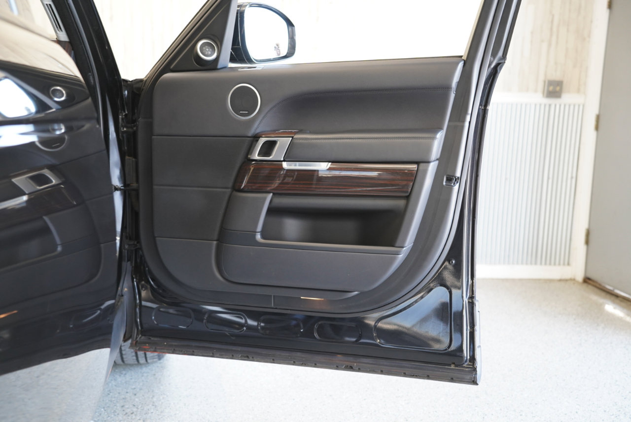 Used 2017 Land Rover Range Rover Long Wheelbase Supercharged image 33