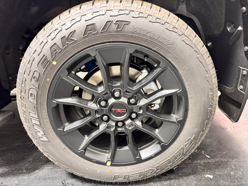 New 2026 Toyota Sequoia Platinum w/ TRD Off-Road Package AWD/4WD image 9