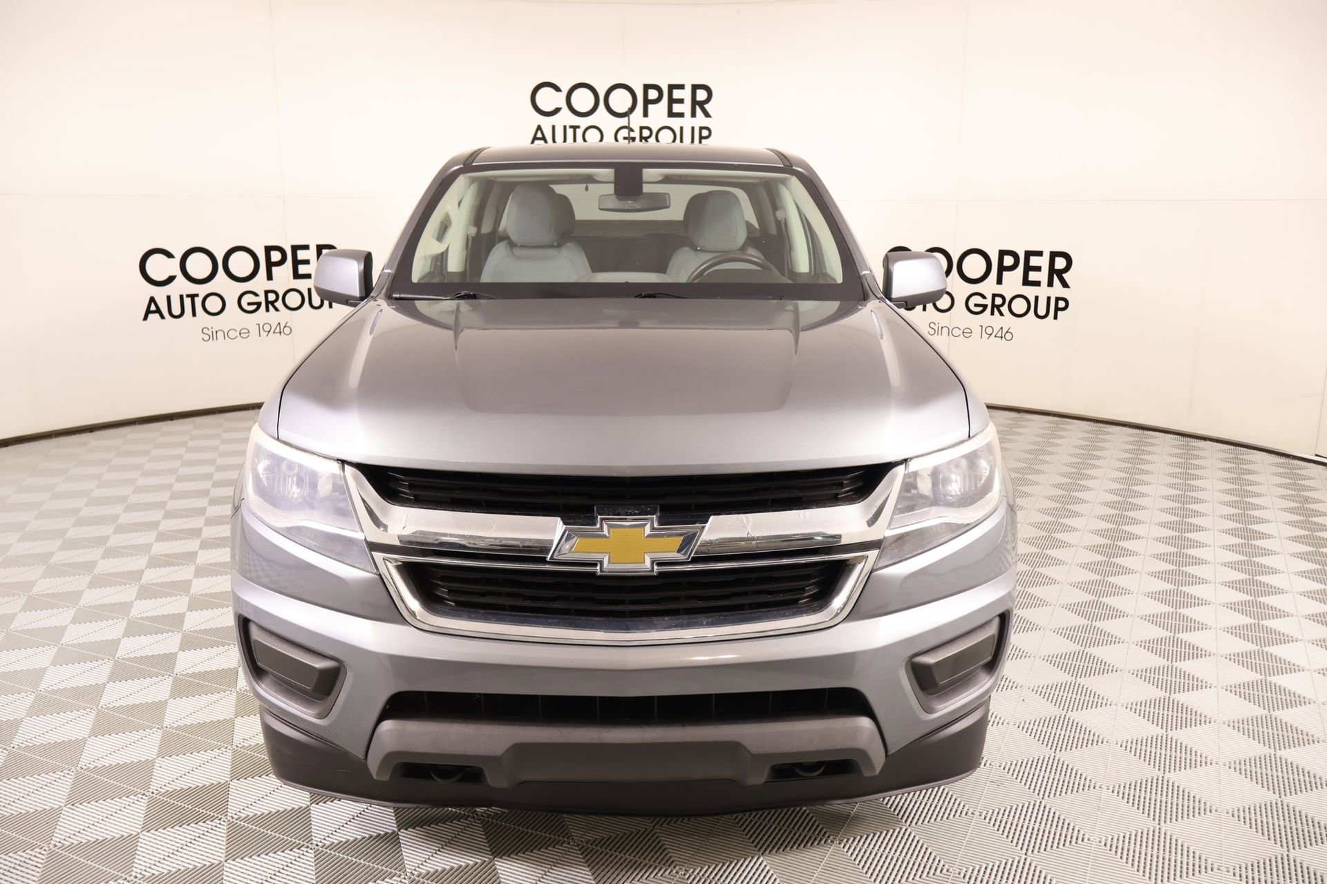 Used 2020 Chevrolet Colorado W/T w/ WT Convenience Package AWD/4WD image 8