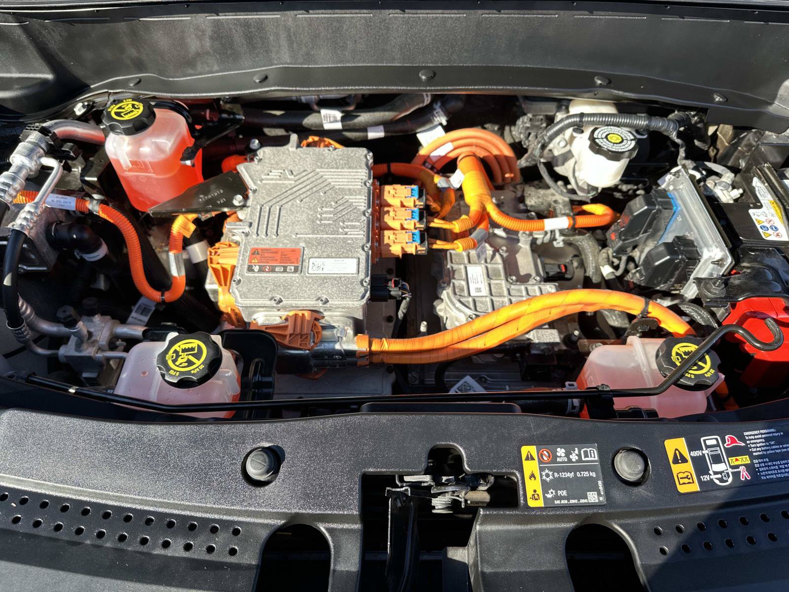 Certified 2023 Chevrolet Bolt EUV Premier w/ Sun & Sound Package FWD image 10