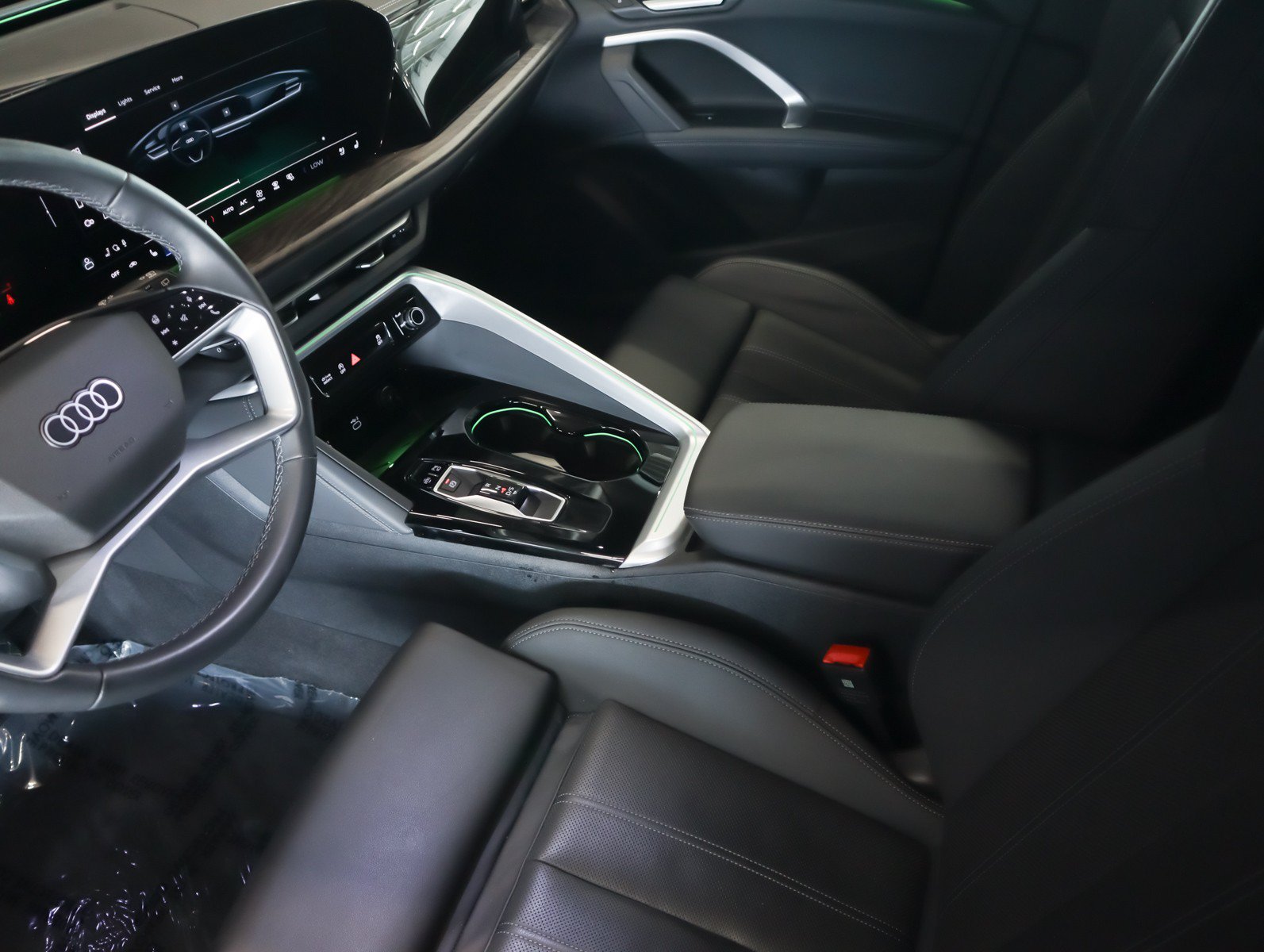Certified 2025 Audi Q5 Premium w/ Premium Plus AWD/4WD image 25
