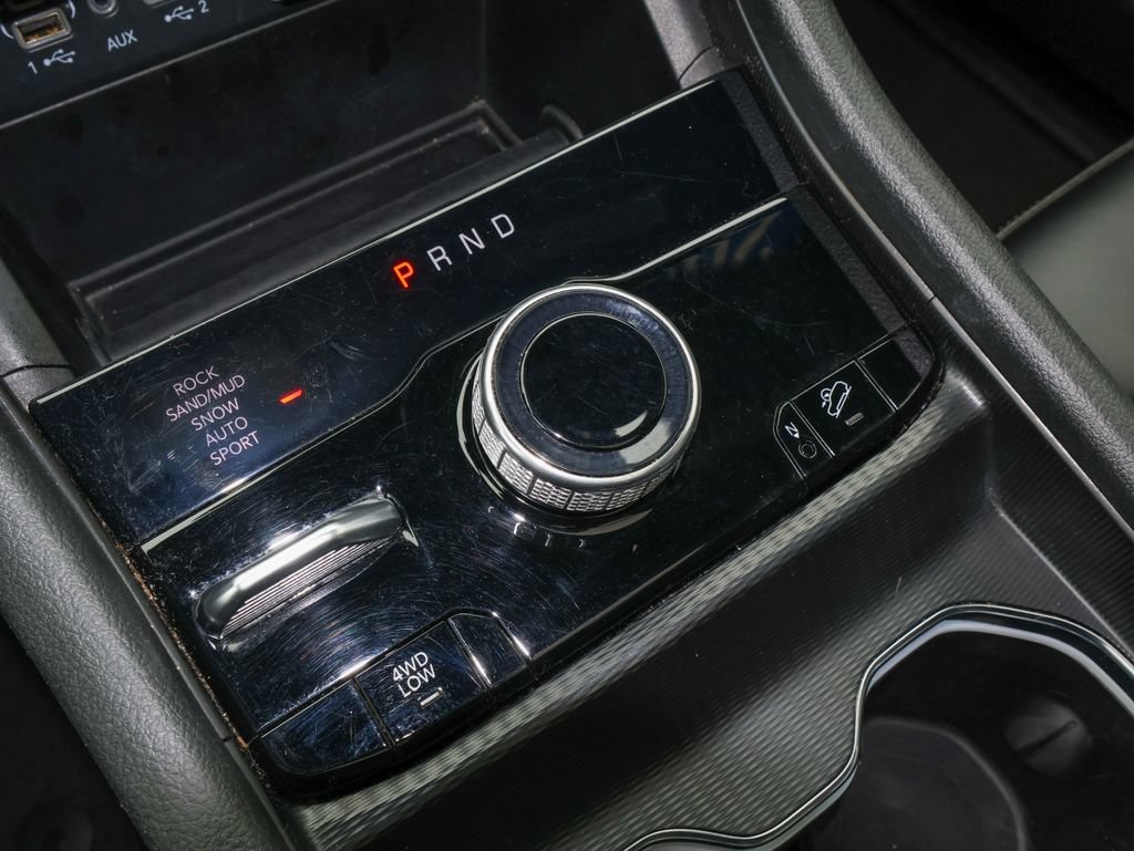 Used 2024 Jeep Grand Cherokee Limited 4xe AWD/4WD image 31