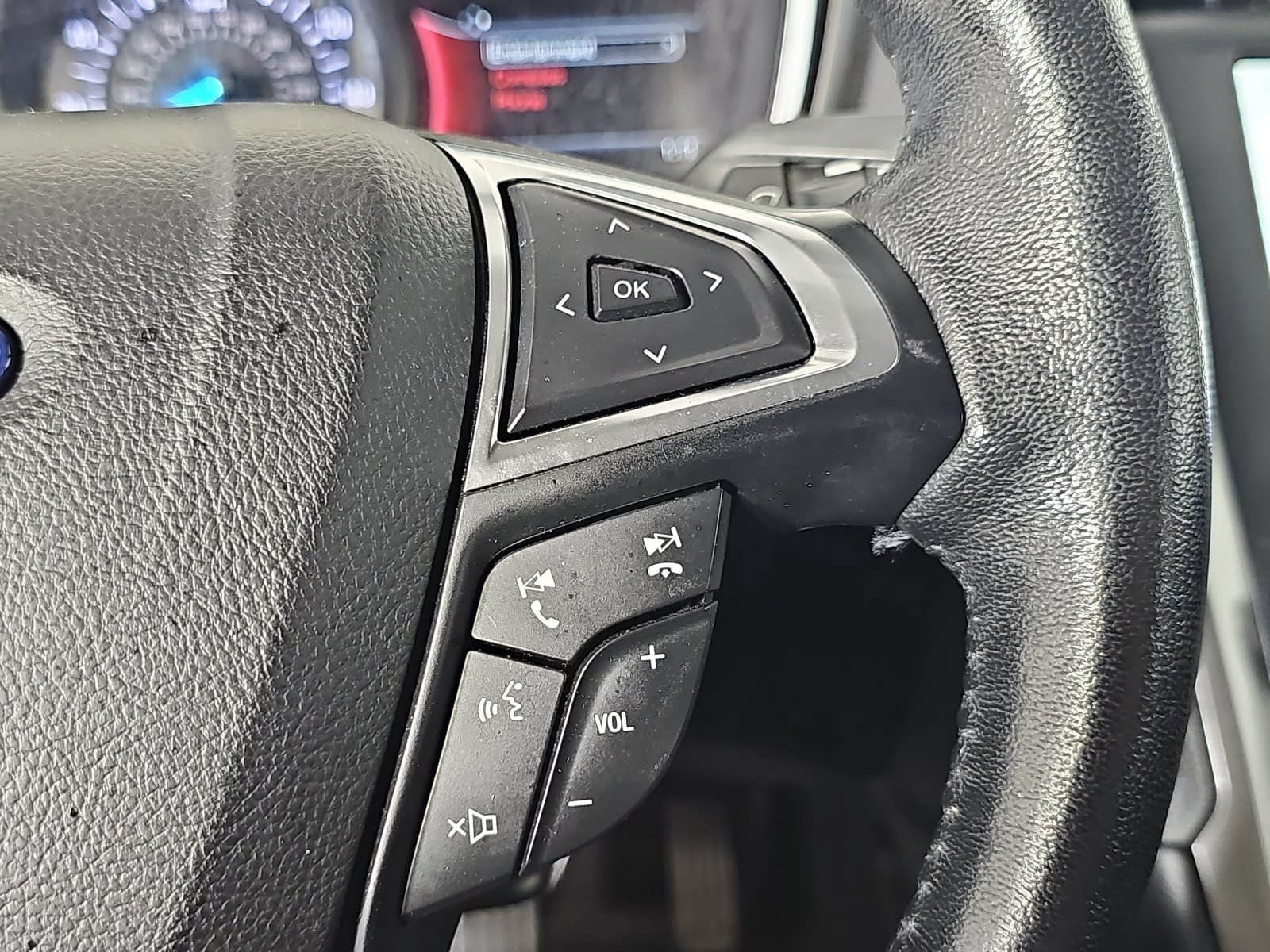Used 2020 Ford Fusion SEL FWD image 17