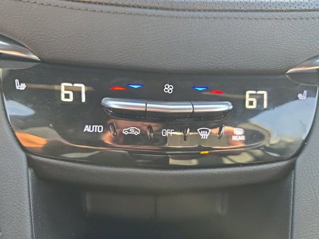 Used 2025 Cadillac XT5 Premium Luxury image 37