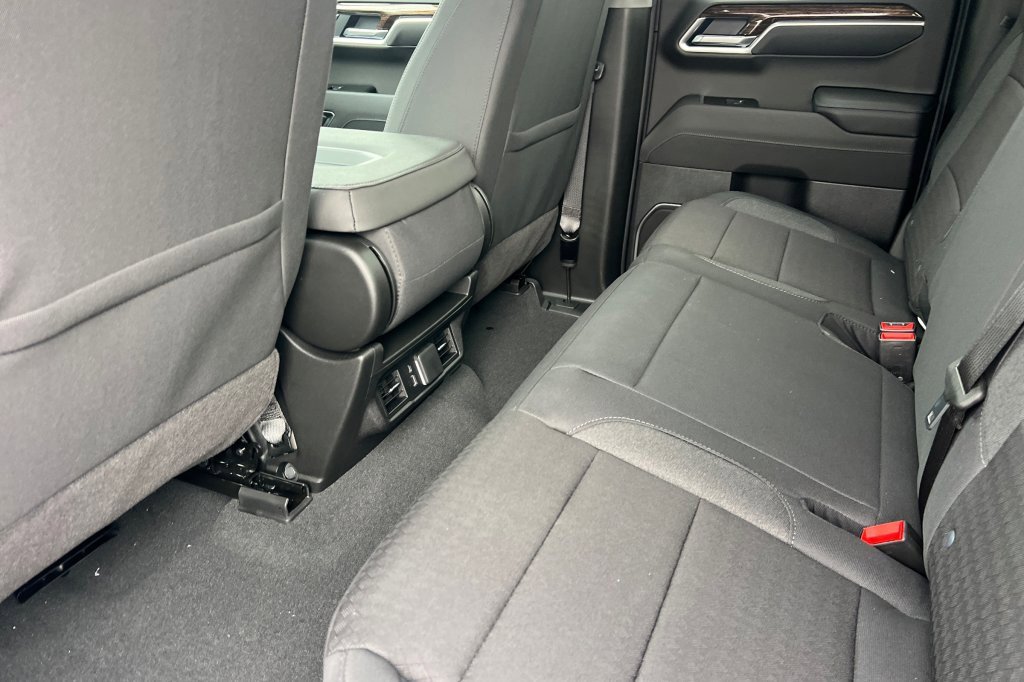New 2026 GMC Sierra 1500 SLE w/ X31 Off-Road Package image 9