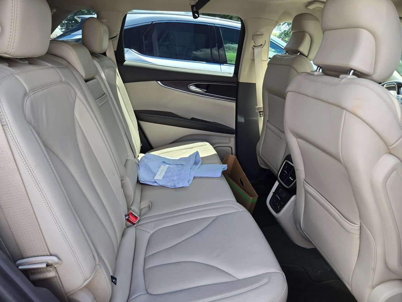 Used 2019 Lincoln Nautilus Select AWD/4WD image 8