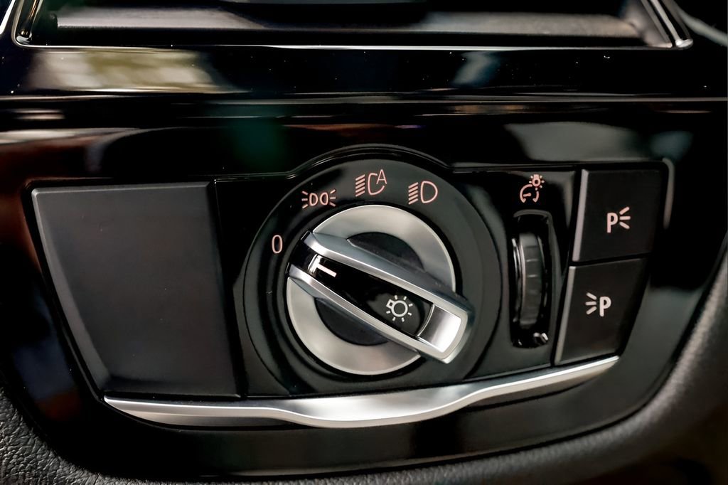 Used 2022 BMW M5 w/ Competition Package AWD/4WD image 36