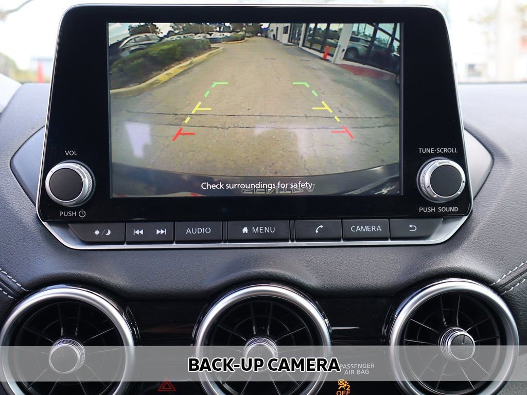 Used 2023 Nissan Sentra SV image 4