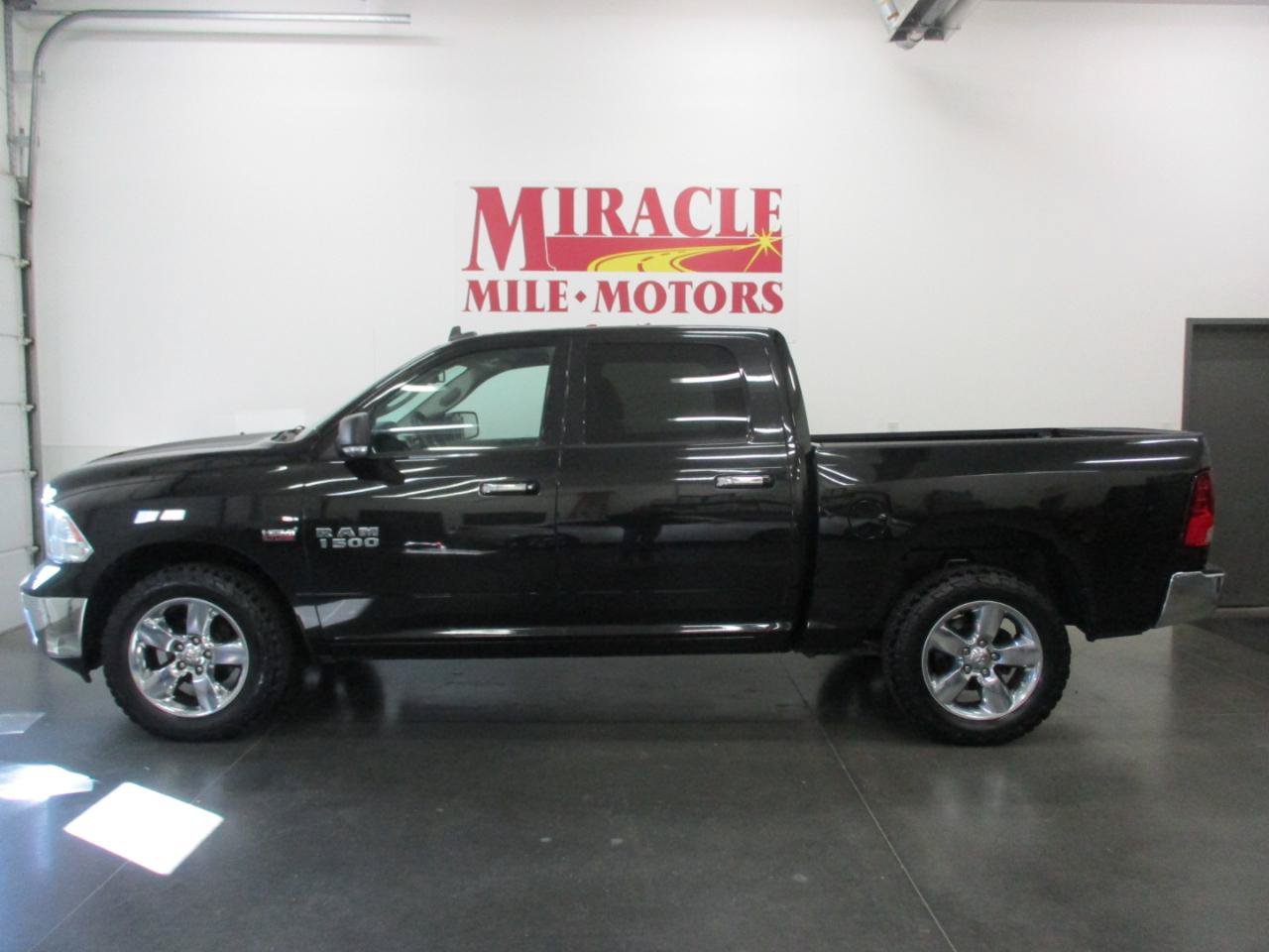 Used 2016 RAM 1500 Big Horn AWD/4WD image 3