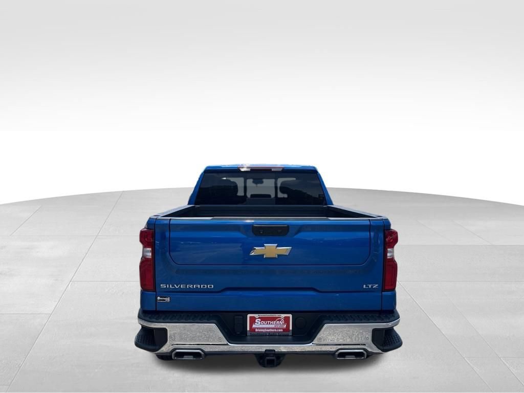 Used 2022 Chevrolet Silverado 1500 LTZ w/ LTZ Convenience Package II AWD/4WD image 47