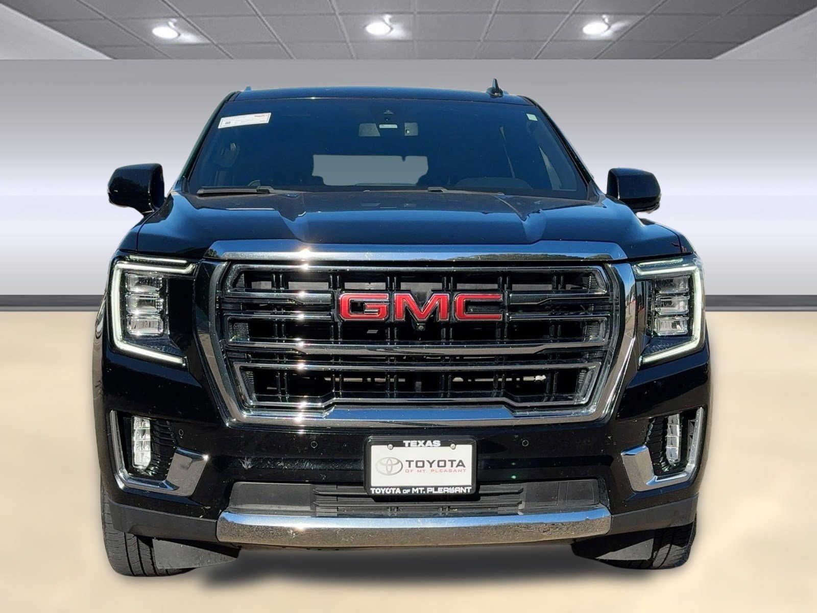 Used 2022 GMC Yukon SLT w/ SLT Premium Package image 5