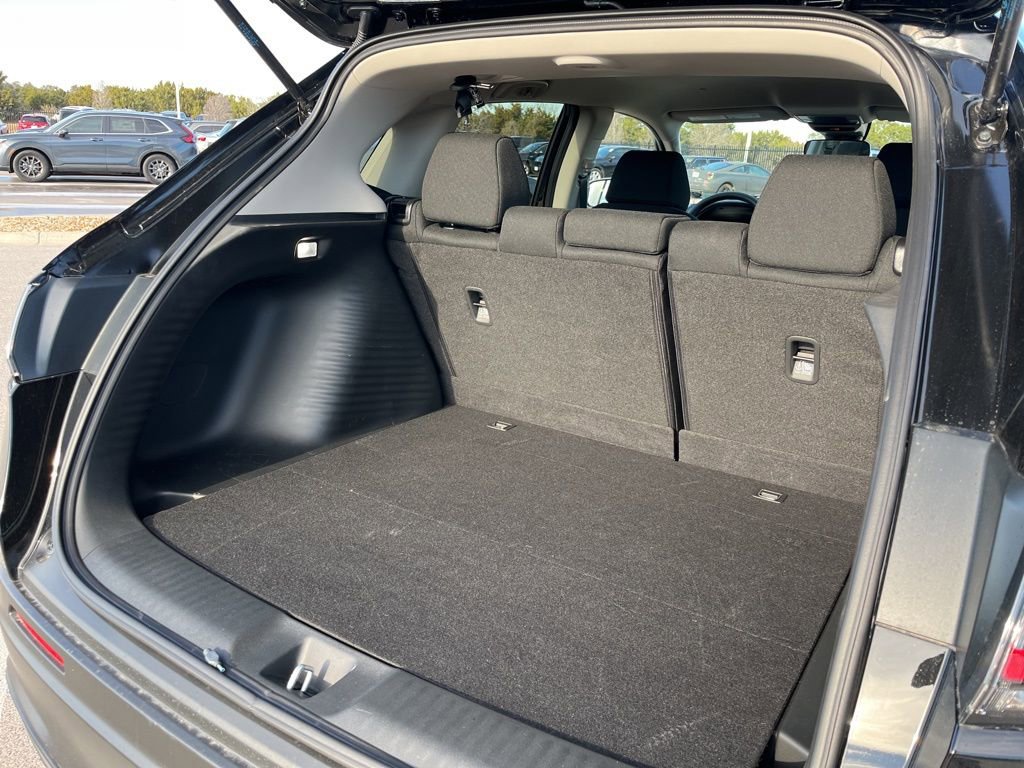 Certified 2026 Honda HR-V LX image 9