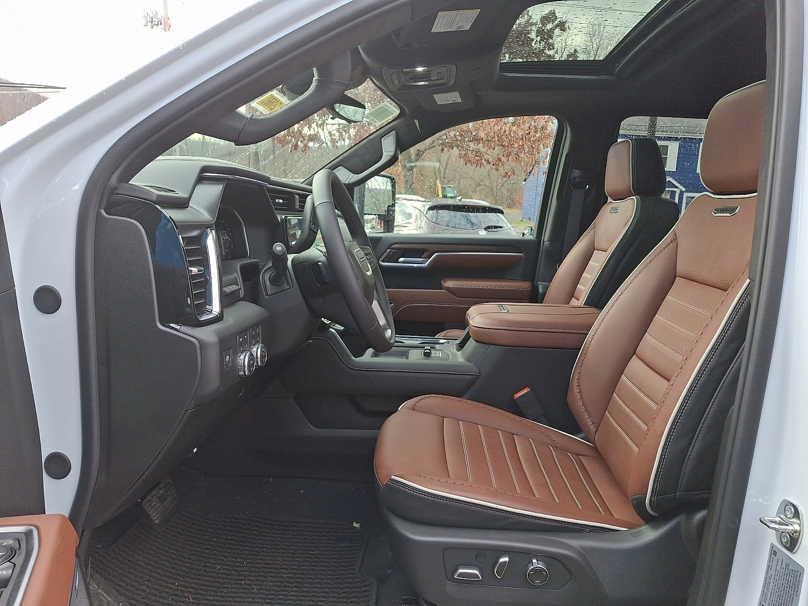 New 2026 GMC Sierra 3500 Denali Ultimate image 13