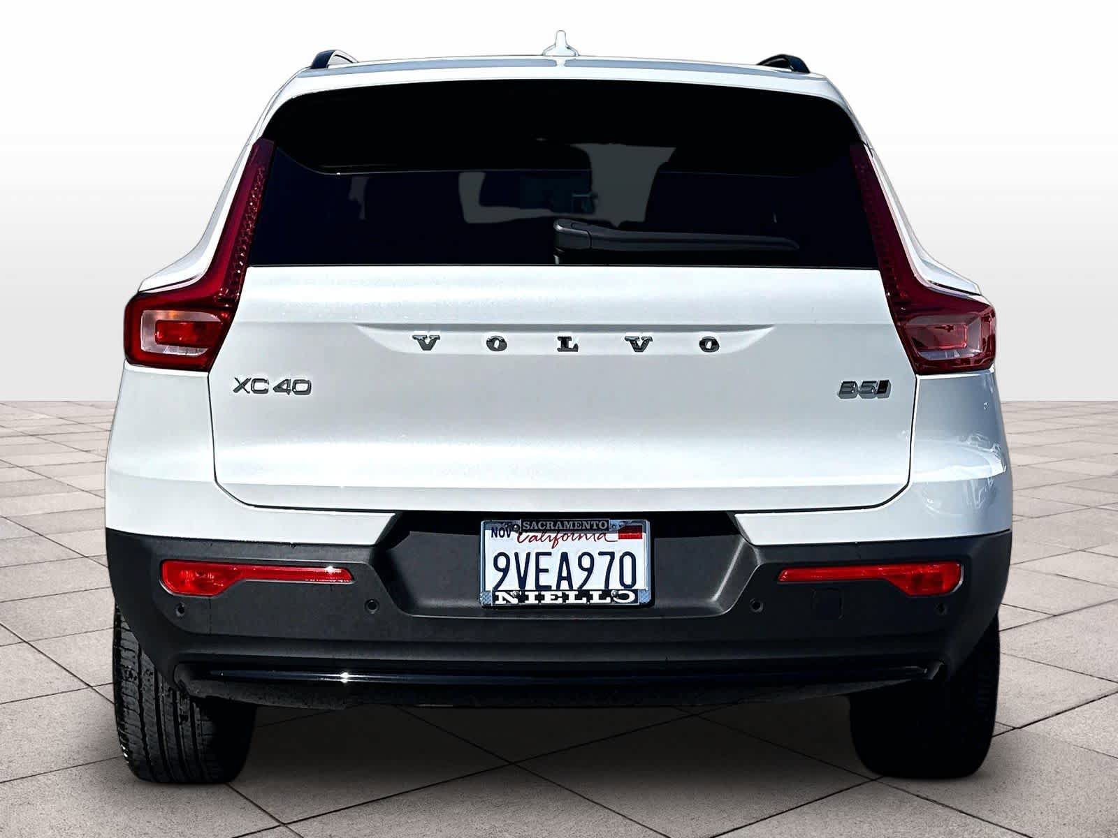 Used 2026 Volvo XC40 B5 Plus w/ Protection Package Premier AWD/4WD image 7