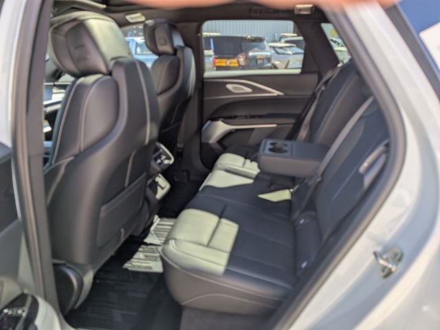 New 2026 Cadillac Lyriq Premium Sport w/ LPO, Floor Liner Package image 9